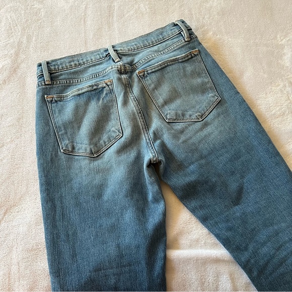 FRAME Le High Straight Jeans in Breakwater - Picture 5 of 7